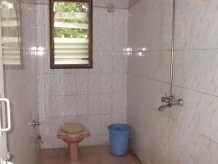 Hotel Indrayani Alandi Екстериор снимка